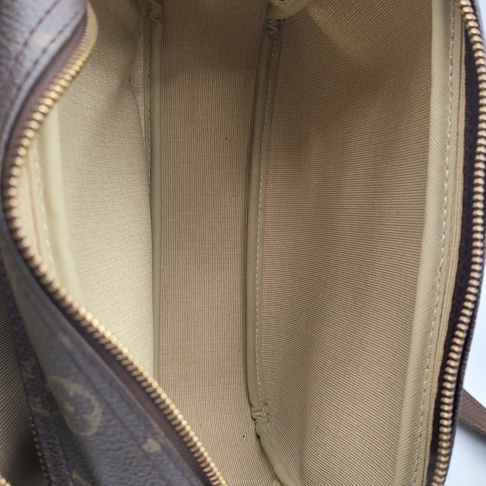 Louis Vuitton Monogram Reporter PM Bag...Authentic..!! - Picture 12 of 15